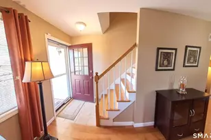 21 Hillcrest Ave, Meriden, CT 06451 - Photo 15