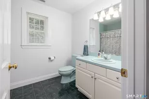 325 Georgetown Dr, Watertown, CT 06795 - Photo 17