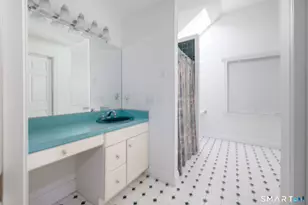 325 Georgetown Dr, Watertown, CT 06795 - Photo 13