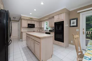 325 Georgetown Dr, Watertown, CT 06795 - Photo 5