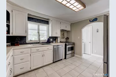 432 Ridge Road, Wethersfield, CT 06109 - Photo 11
