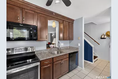 54 Rope Ferry Road #H133, Waterford, CT 06385 - Photo 7