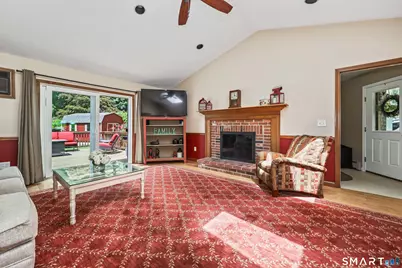2 Meadowside Drive, Farmington, CT 06085 - Photo 3
