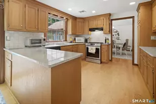 141 Founders Rd, Glastonbury, CT 06033 - Photo 19