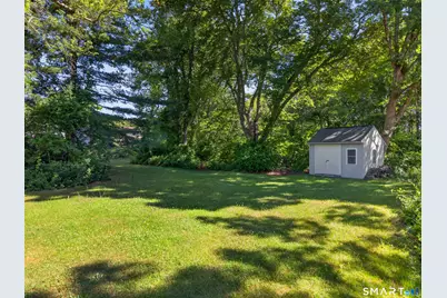 10 Herster Drive, East Lyme, CT 06357 - Photo 37