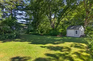 10 Herster Dr, East Lyme, CT 06357 - Photo 37