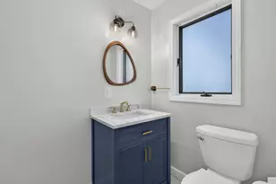 10 Herster Dr, East Lyme, CT 06357 - Photo 19