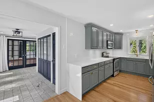 10 Herster Dr, East Lyme, CT 06357 - Photo 11