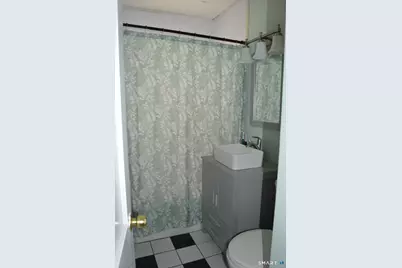 421 Wakelee Avenue, Stratford, CT 06614 - Photo 11