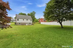 87 Lewis St, Middletown, CT 06457 - Photo 31