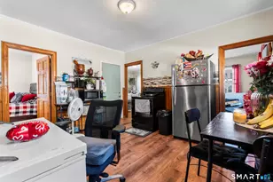 17 Austin St, New Britain, CT 06051 - Photo 7