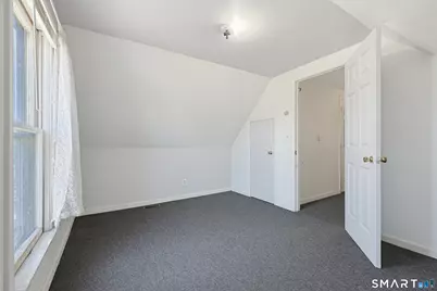 841 Iranistan Avenue, Bridgeport, CT 06604 - Photo 23