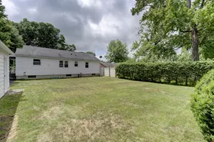 569 Charles St, Torrington, CT 06790 - Photo 35