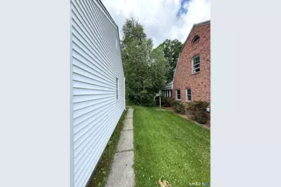 87 Cumberland Street, Hartford, CT 06106 - Photo 27