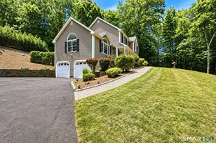 242 Turkey Roost Rd, Monroe, CT 06468 - Photo 3