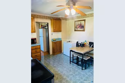 152 Delaware Avenue, Waterbury, CT 06708 - Photo 11