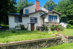 152 Delaware Ave, Waterbury, CT 06708 - Photo 3