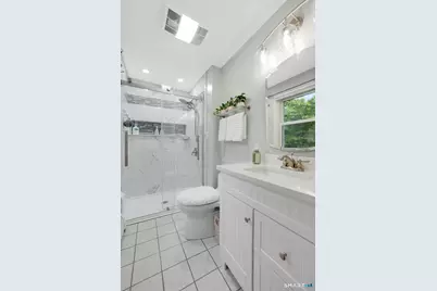19 Kennedy Road, Manchester, CT 06042 - Photo 21