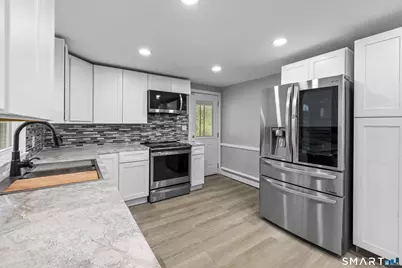 110 Greenwood Drive, Manchester, CT 06042 - Photo 9