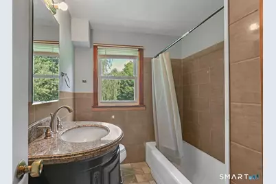 124 Vance Street, New Britain, CT 06052 - Photo 21