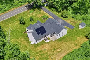 50 Hoskins Rd, Bloomfield, CT 06002 - Photo 9