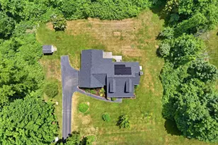 50 Hoskins Rd, Bloomfield, CT 06002 - Photo 3