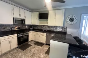 104 Prospect St, Ansonia, CT 06401 - Photo 15