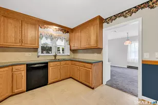 25 Baldwin Dr, Bristol, CT 06010 - Photo 13