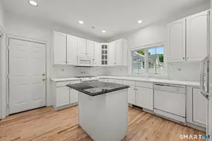 99 Forest St, New Canaan, CT 06840 - Photo 13