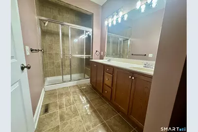 50 Lawrence Avenue #50, Danbury, CT 06810 - Photo 11