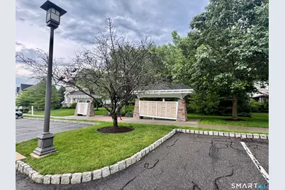 50 Lawrence Avenue #50, Danbury, CT 06810 - Photo 23