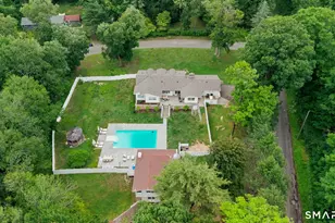 62 Heritage Dr, Woodbury, CT 06798 - Photo 3