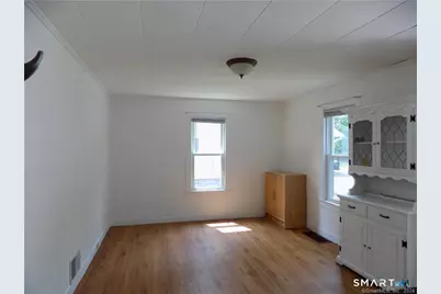68 Milwaukee Avenue, Bethel, CT 06801 - Photo 7