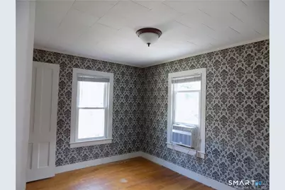 68 Milwaukee Avenue, Bethel, CT 06801 - Photo 11