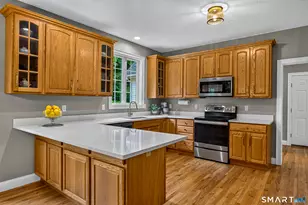 121 Wildwood Rd, Tolland, CT 06084 - Photo 7