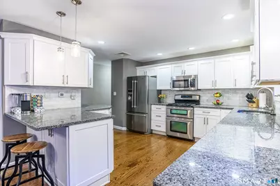 36 Bunker Hill Drive, Trumbull, CT 06611 - Photo 5