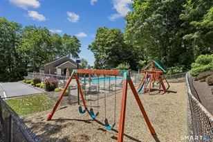 166 Old Brookfield Rd, Danbury, CT 06811 - Photo 17