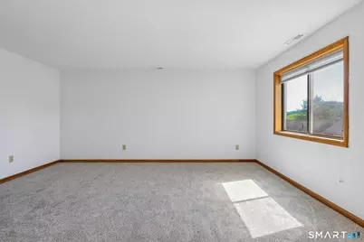 166 Old Brookfield Road #17A4, Danbury, CT 06811 - Photo 9