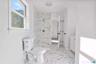 2 Greenwood Ln, Guilford, CT 06437 - Photo 31