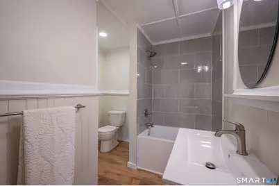 329 Hazard Avenue, Enfield, CT 06082 - Photo 27