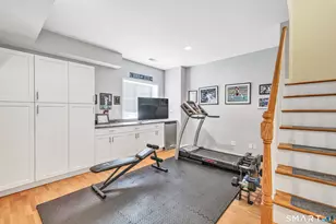 51 Faith Ln, Danbury, CT 06810 - Photo 5