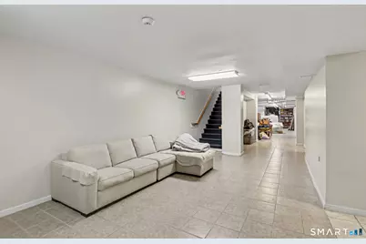 825 Grand Avenue, New Haven, CT 06511 - Photo 21