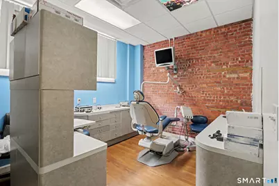 825 Grand Avenue, New Haven, CT 06511 - Photo 11