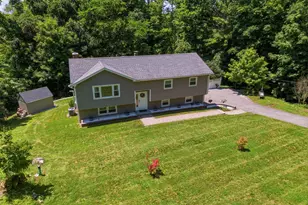 10 Albion Rd, New Fairfield, CT 06812 - Photo 3