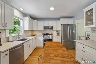 10 Albion Rd, New Fairfield, CT 06812 - Photo 9