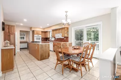 32 Country Way, Bethel, CT 06801 - Photo 13