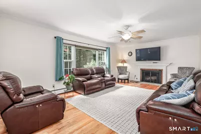 32 Country Way, Bethel, CT 06801 - Photo 11