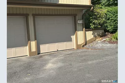 804 Heritage Village #B, Southbury, CT 06488 - Photo 3
