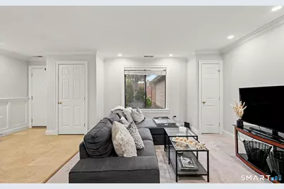 2289 Bedford Street #D7, Stamford, CT 06905 - Photo 11