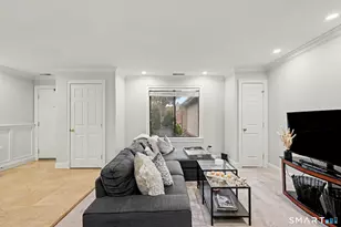 2289 Bedford St, Stamford, CT 06905 - Photo 11